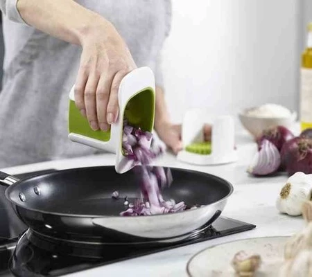 JJ - Szatkownica do warzyw ChopCup™, biało-zielona