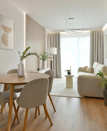 WAZON DEKORACYJNY ROMINA (01) O 13 X 23 CM KREMOWY