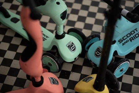 SCOOTANDRIDE Highwaykick 1 2w1 Jeździk i hulajnoga 1-5 lat Kiwi