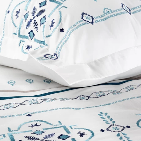 Komplet pościeli satynowej Haft, 220 x 200 cm, Biały