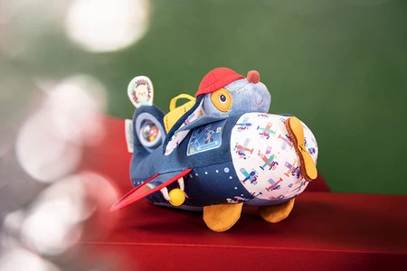 Lilliputiens Przytulanka aktywizująca wielofunkcyjna Samolot Piesek Jules 9 m+