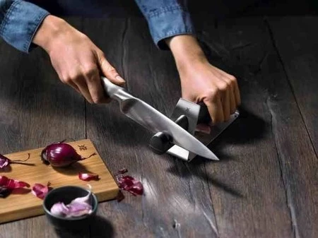 WMF- Ostrzałka do noży dwustopniowa , Gourmet