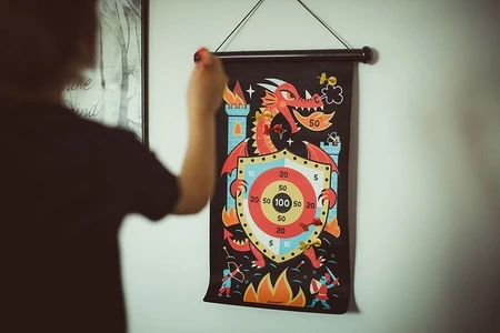 Janod Magnetyczna gra w rzutki Smoki