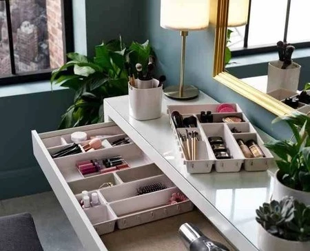 JJ-Pojemnik na pędzle kosmetyczne Viva Shell