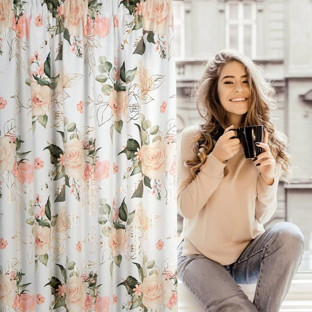 ZASŁONA GOTOWA ROSE NA TAŚMIE 135 X 270 CM BIAŁY