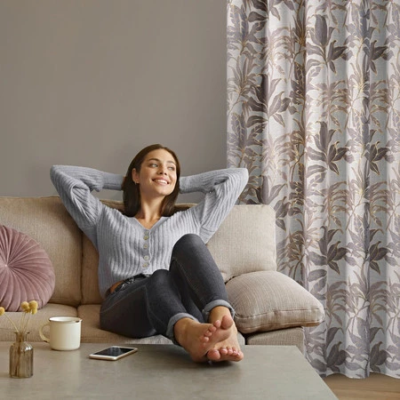 Zasłona gotowa 135X250 biała z szampańskim nadrukiem