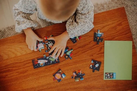 Mudpuppy Puzzle-kartka z życzeniami Kosmos 12 elementów 3+