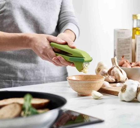 JJ - Prasa do czosnku CleanForce™, zielona