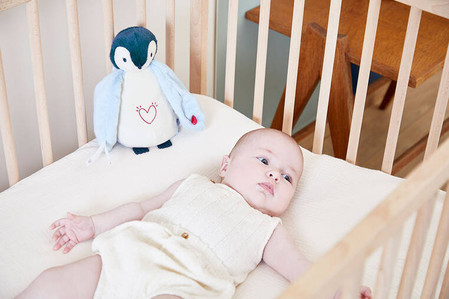 Kaloo Lampka nocna przytulanka Pingwinek Complices