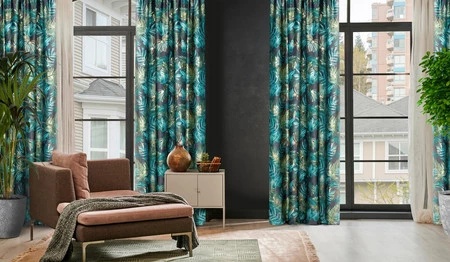 ZASŁONA GOTOWA DAVOS NA TAŚMIE 140 X 270 CM CZARNY