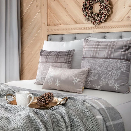 POSZEWKA ŚWIATECZNA HOLLY03 60 X 60 CM BEŻOWY