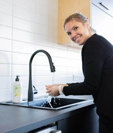 Attitude, Super Leaves, Mydło do rąk, Liście limonki, 473ml