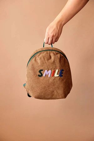 Lassig Plecak do przedszkola dla przedszkolaka sztruks Little Gang Smile caramel