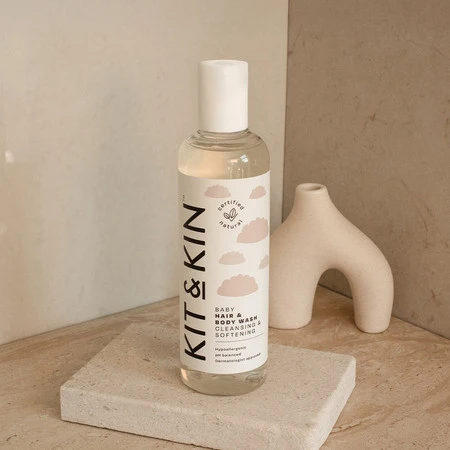 Kit & Kin, Organiczny Żel do Mycia 2w1 do Ciała i Włosów Maluszka, 250 ml
