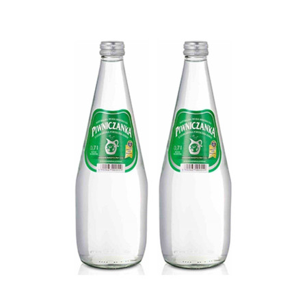 Zestaw: 2x Naturalna woda mineralna średnionasycona CO2 0,7 l
