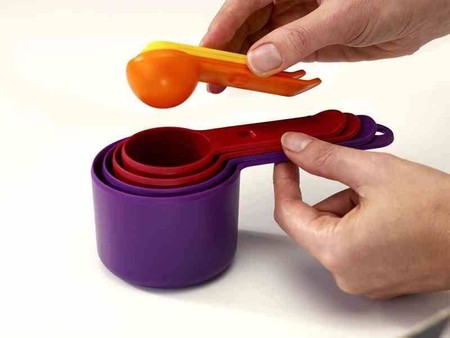 JJ - Zestaw 8 miarek kuchennych Nest™ Measure, mul