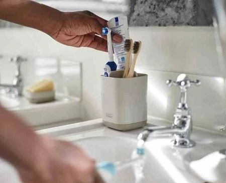 JJ-Pojemnik na szczoteczki EasyStore™, ecru