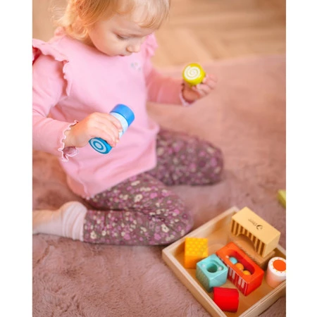 Classic World − Drewniane klocki sensoryczne 8 funkcji, układanka multifunkcyjna kształty dźwięk 18 el.