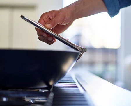 JJ-Wok 32cm ze składanymi uchwytami Space