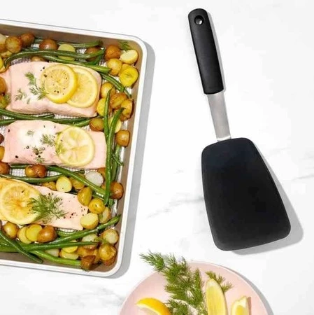 OXO-Łopatka silikonowa L, czarna, Good Grips