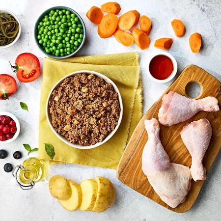 NATURO Adult Dog GF Kurczak Ziemniaki Warzywa tacka 400g