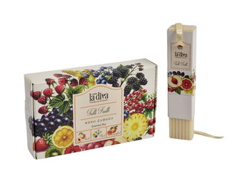 ZAWIESZKA ZAPACHOWA MYDLANA TUTTI FRUTTI (3 szt.) 165 g - LA DIVA