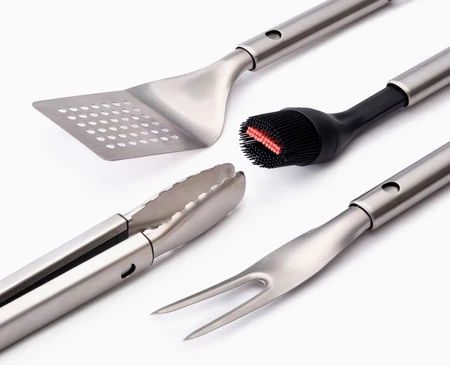 JJ-Zestaw 4 narzędzi do BBQ w etui 5el. GrillOut