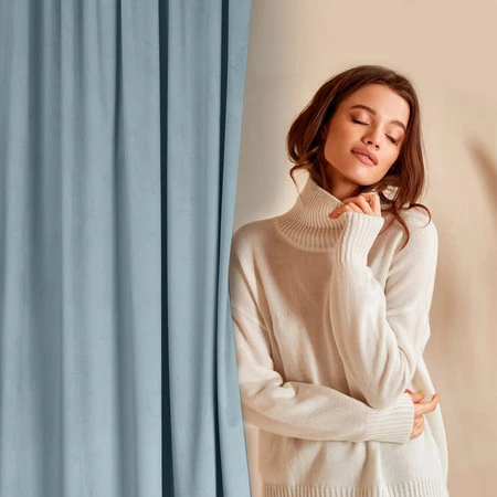 ZASŁONA GOTOWA D91 ROSA NA TAŚMIE 140 X 270 CM MORSKI