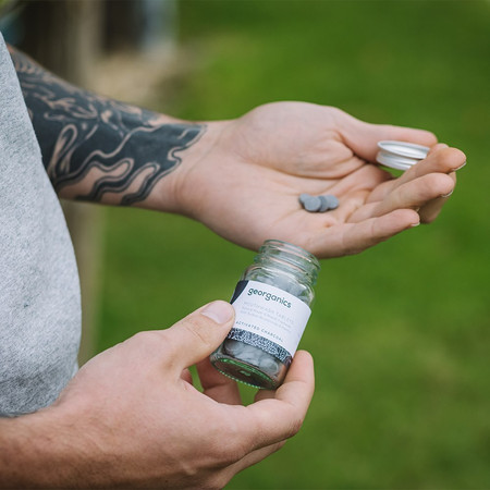 Georganics, Naturalne tabletki do płukania jamy ustnej, do codziennej pielęgnacji, z aktywnym węglem, 180 tabletek