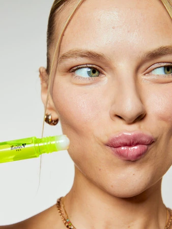 Yope - Lana V Odżywczy olejek do ust 10ml