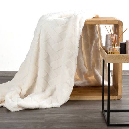 KOC D91 CARO 200 X 220 CM KREMOWY