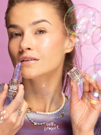 Selfie Project, Krystaliczny Balsam Nawilżający do Ust #HoloManiac, 3,5 g.