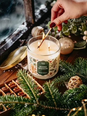 Woskiknot świeca sojowa Drzewko Świąteczne dwuknotowa 400ml