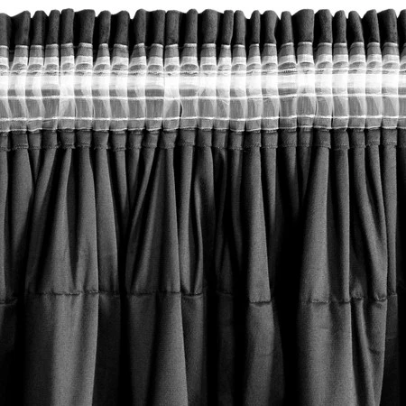 ZASŁONA GOTOWA AURA NA TAŚMIE 140 X 270 CM CZARNY