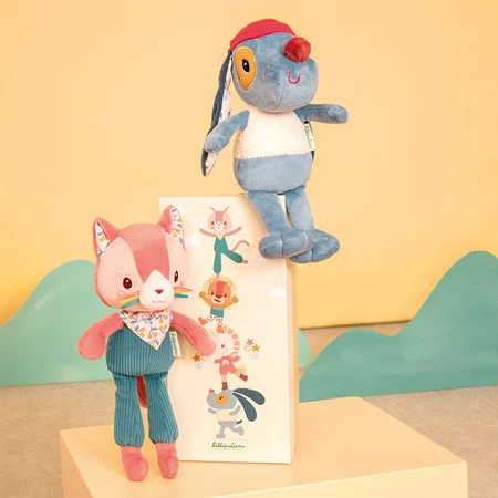 Lilliputiens Przytulanka w ozdobnym pudełku Kotka Jeanne 3 m+