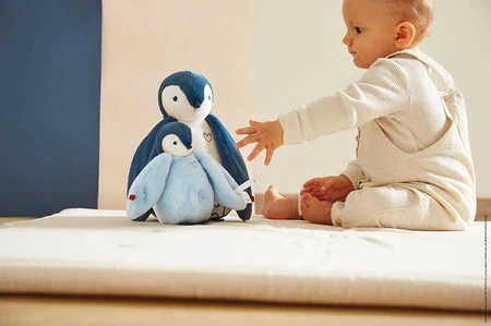 Kaloo Zestaw dwóch przytulanek Pingwinki 25 cm i 15 cm w pudełku kolekcja Complices