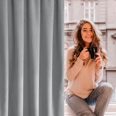 ZASŁONA GOTOWA D91 ROSA NA TAŚMIE 140 X 270 CM SREBRNY