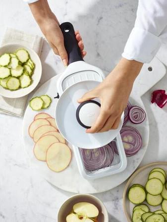 OXO Good Grips Mandolina precyzyjna