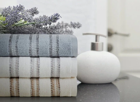 Ręcznik Selena (01), 50 x 90 cm, Biały