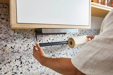 Joseph Joseph Uchwyt podszafkowy na ręcznik papierowyRollGrip