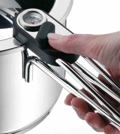 WMF - Garnek z wyjmowanym wkładem i termometrem