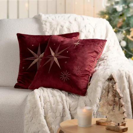 Poszewka świąteczna dekoracyjna, kolor bordowy z haftem, rozm. 45 x 45 cm