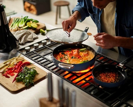 JJ-Patelnia 28cm ze składanym uchwytem+pokr. Space