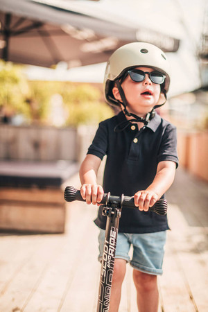 SCOOTANDRIDE Kask S-M dla dzieci 3+ Ash