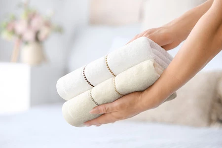 Ręcznik Suzi (01), 30 x 50 cm, Biały