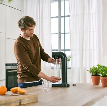 Brita Saturator sodaONE czarny - system nagazowywania wody + cylinder BRITA CO₂ + butelka plastikowa 0,8l