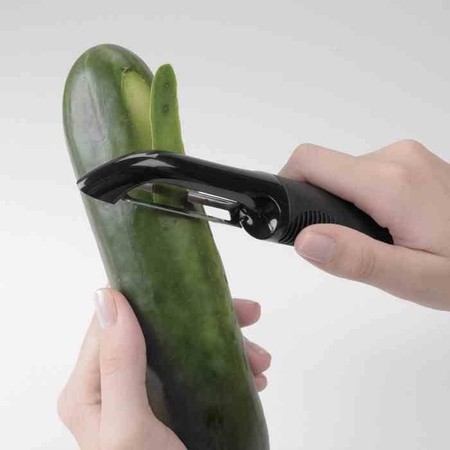 OXO-Obieraczka prosta obustronna czarna Good Grips
