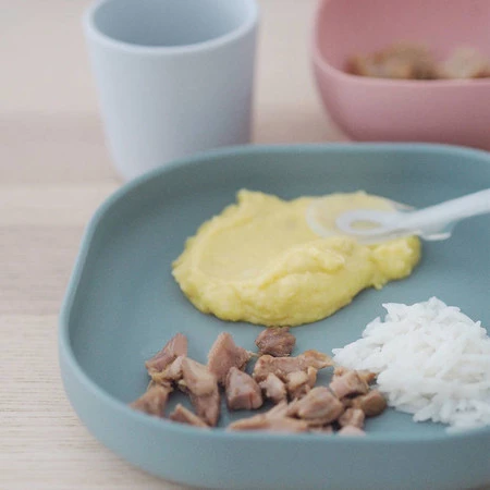 Beaba Komplet naczyń z silikonu z przyssawką eucalyptus