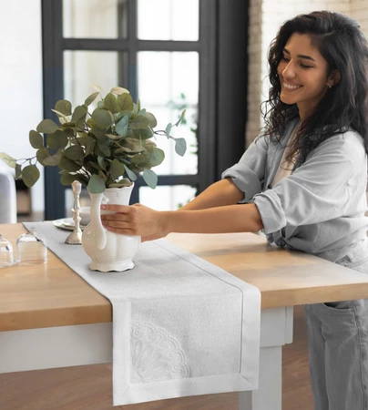 OBRUS ELEN 140 X 180 CM BIAŁY