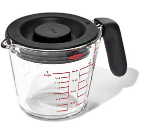 OXO-Miarka szklana 0,5l. z pokrywką Good Grips